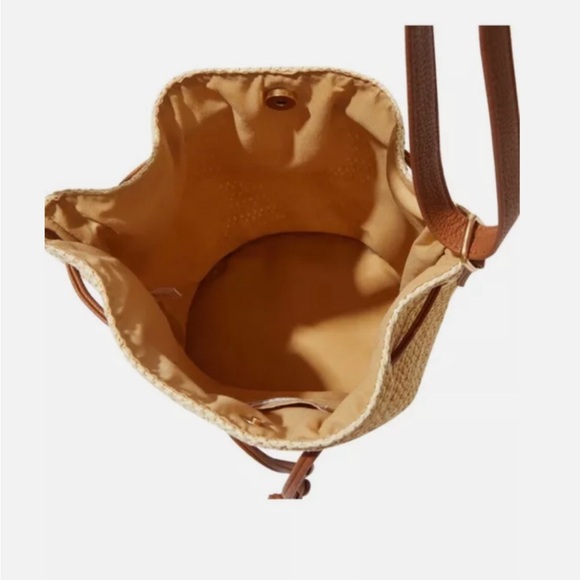 Montce bucket bag - Picture 4 of 8